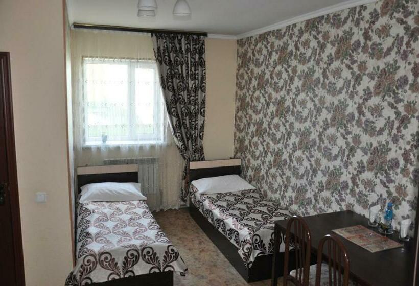 اتاق استاندارد, Astina