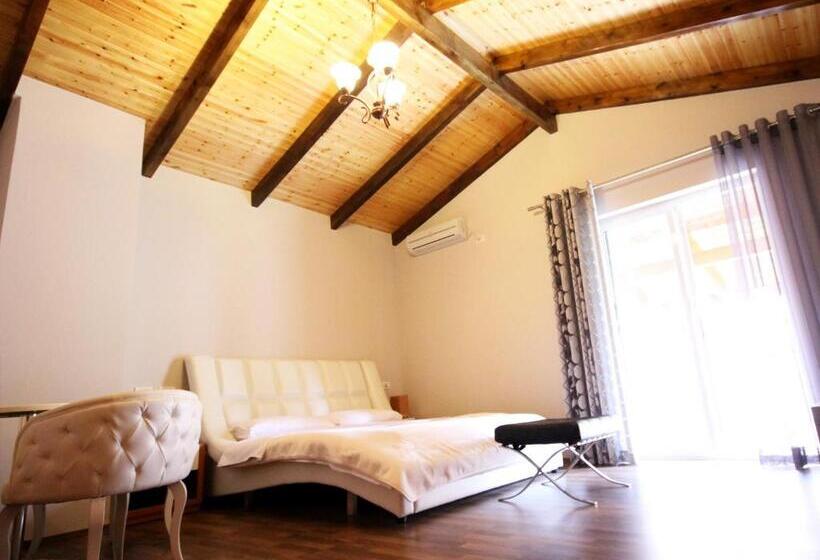 غرفة كومفورت, Bylis