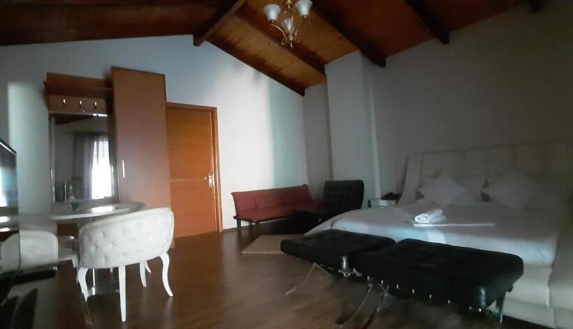 غرفة كومفورت, Bylis