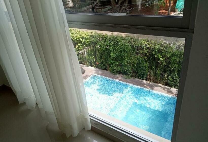 プールビュースタンダードルーム, Color House Santa Marta