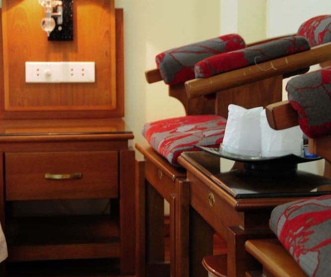 اتاق استاندارد, Hoa Hong Xa Dan 2