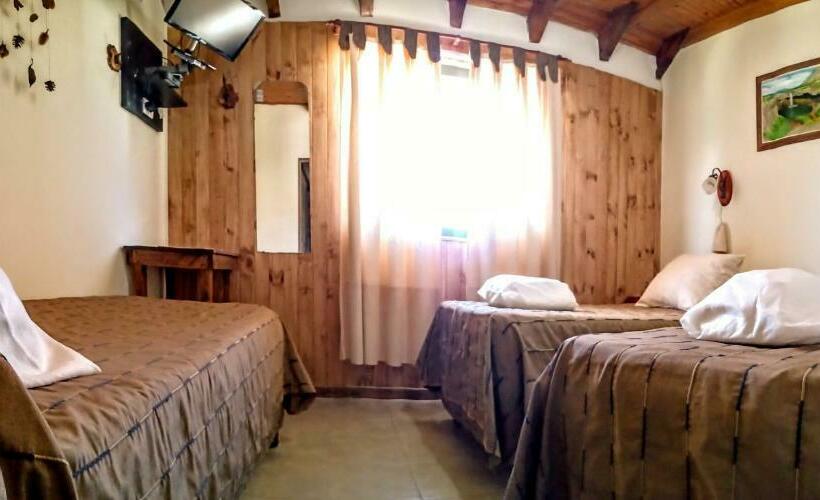 Номер Стандарт Трехместный, Hosteria Quiñe