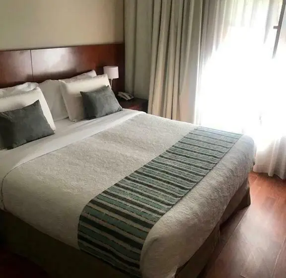 スタンダードルーム, Howard Johnson Resort & Spa Escobar