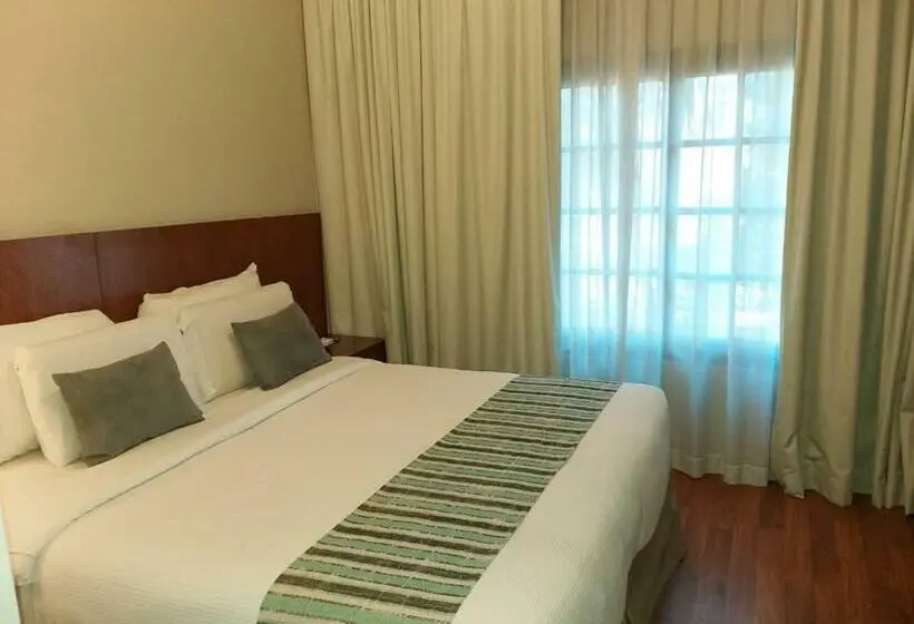 スタンダードルーム, Howard Johnson Resort & Spa Escobar