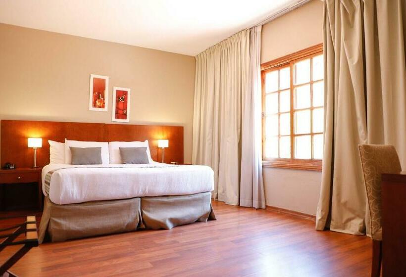 스탠다드 룸, Howard Johnson Resort & Spa Escobar