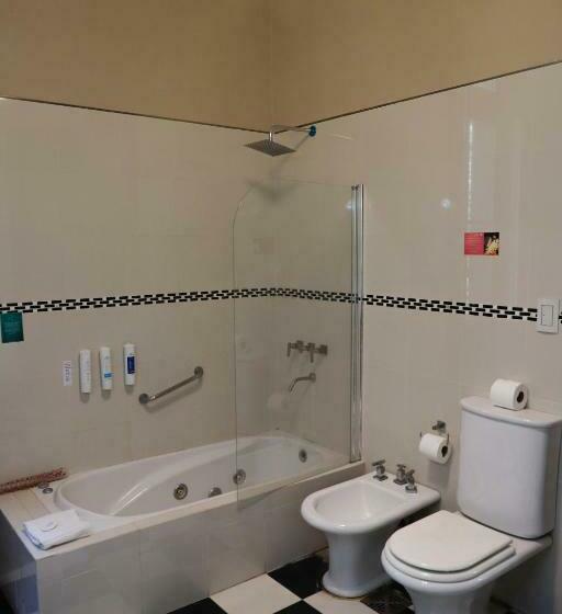 수피리어 스위트, Howard Johnson Resort & Spa Escobar