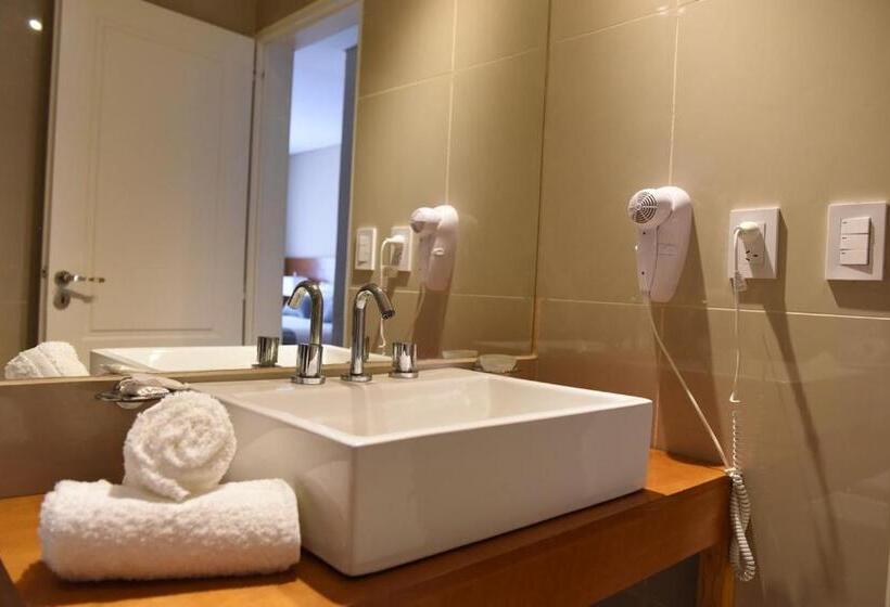 Номер Superior, Howard Johnson Resort & Spa Escobar