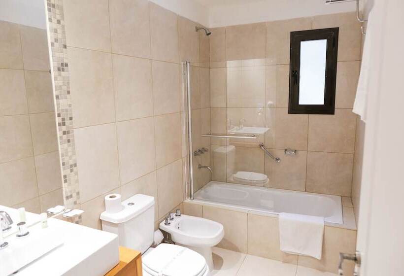 수피리어 스위트, Howard Johnson Resort & Spa Escobar