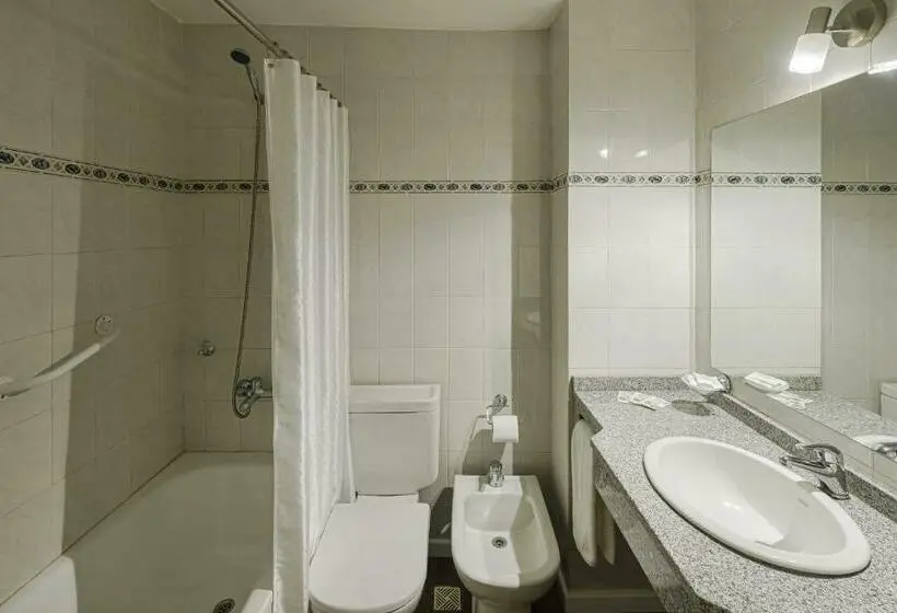 Standard-huone, Intermonti