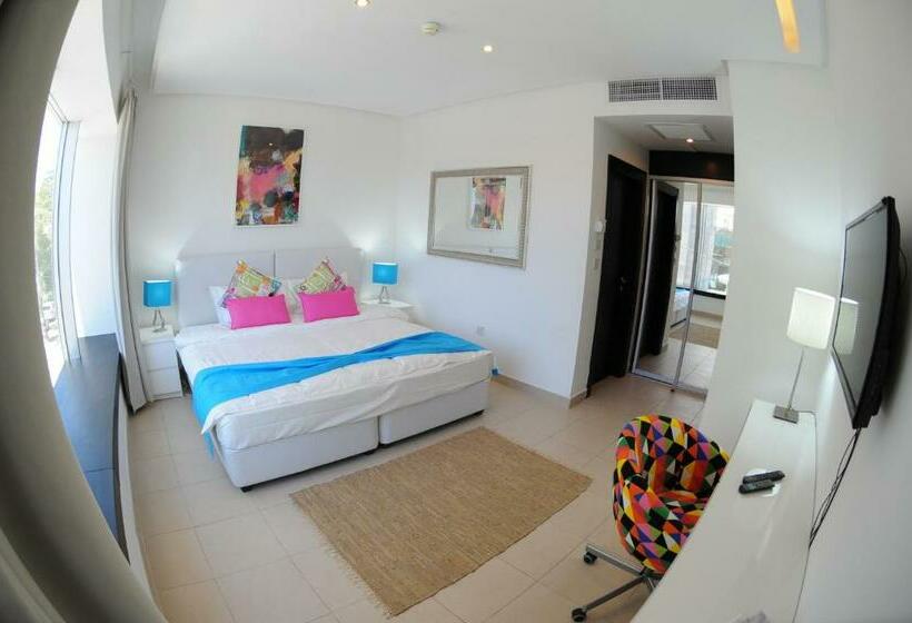 اتاق لوکس, Prime