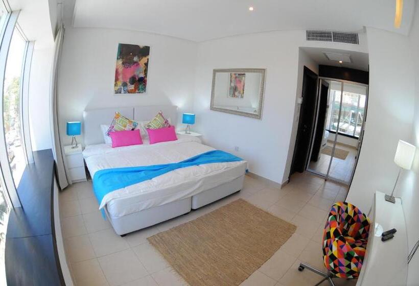 اتاق لوکس, Prime