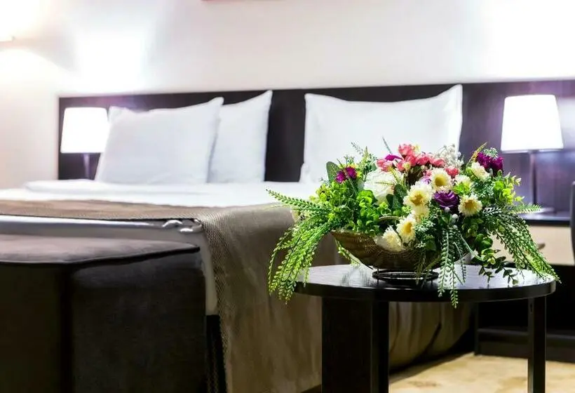 اتاق لوکس, Shymkent Grand