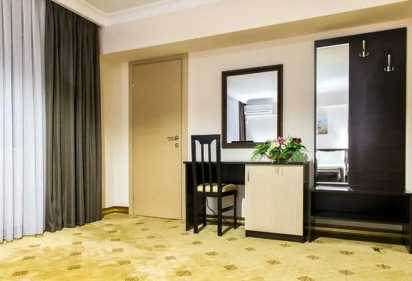 سوییت, Shymkent Grand