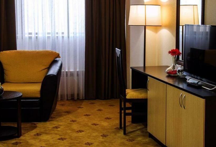 سوییت, Shymkent Grand