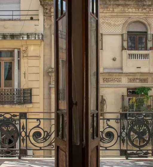 تختخواب در اتاق مشترک, Bill & Bill San Telmo Hostel