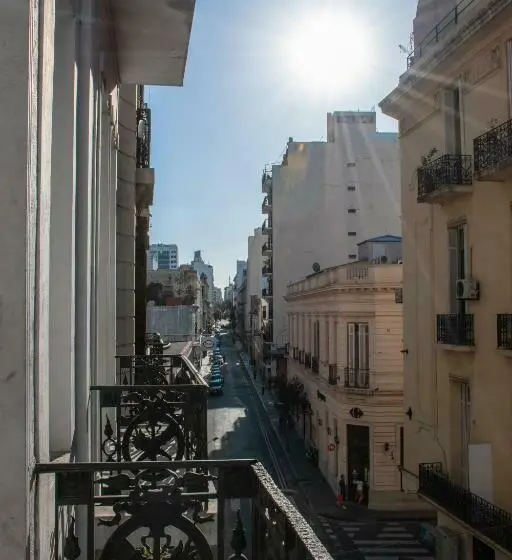 تختخواب در اتاق مشترک, Bill & Bill San Telmo Hostel