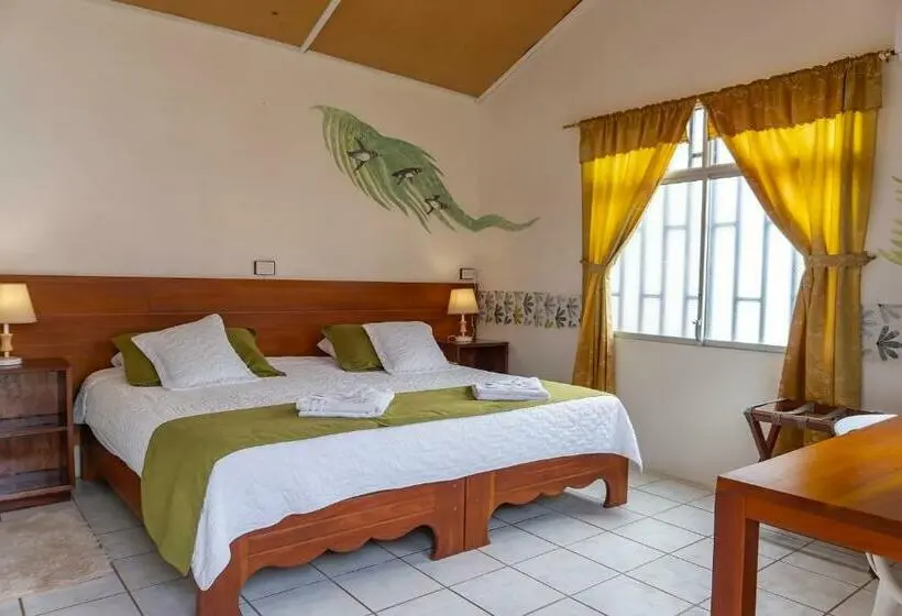 اتاق استاندارد, Coral Blanco With High Speed Internet Starlink And Galapagos Tour Operator
