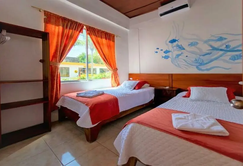 اتاق استاندارد, Coral Blanco With High Speed Internet Starlink And Galapagos Tour Operator