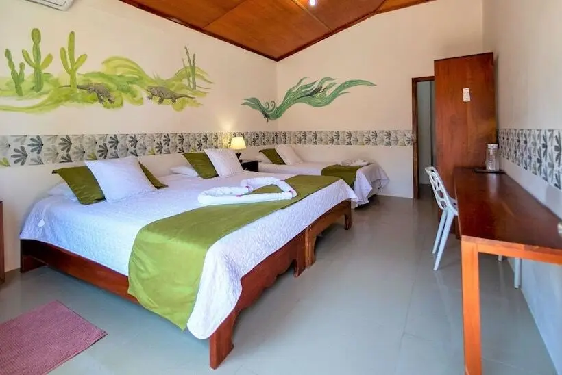 اتاق استاندارد سه نفره, Coral Blanco With High Speed Internet Starlink And Galapagos Tour Operator