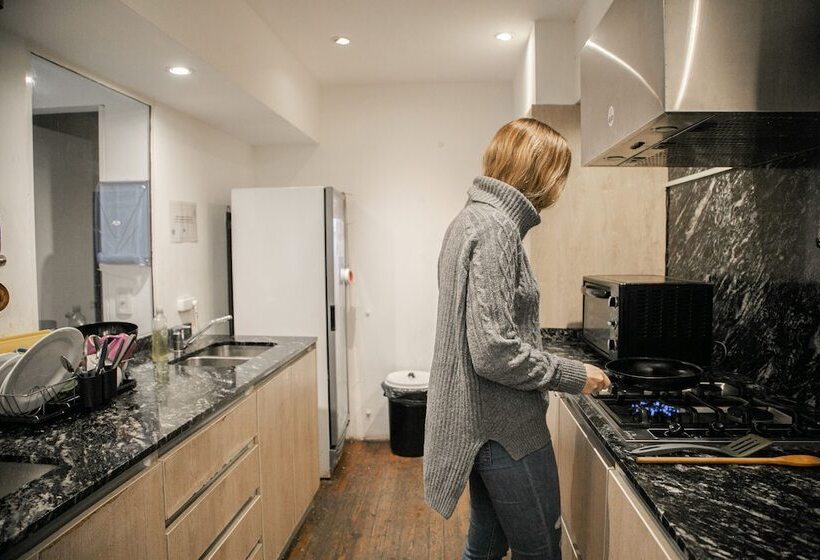 سوییت, Bill & Bill San Telmo Hostel