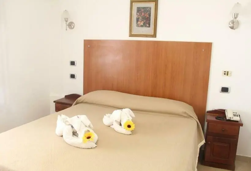 Classic-huone, Atlantico