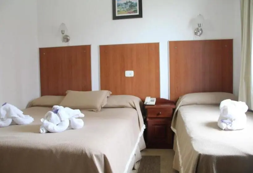 Classic Kolmen Hengen Huone, Atlantico