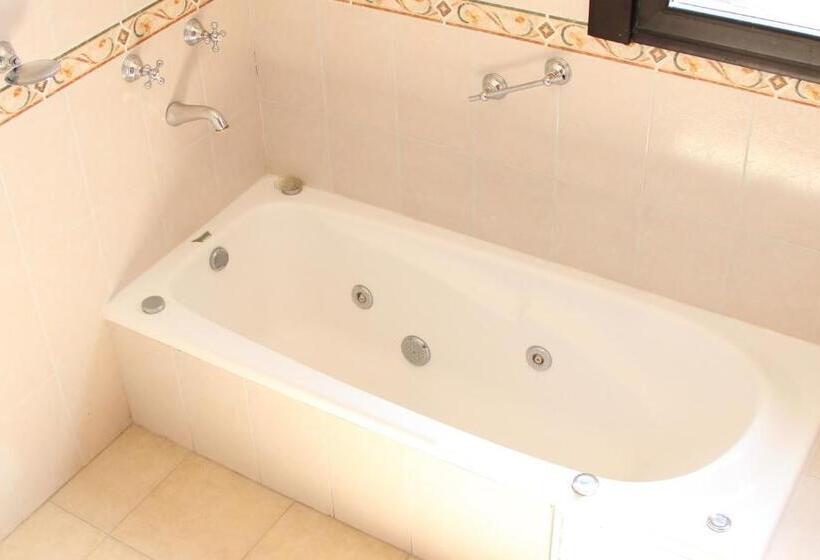 Family Suite, Atlantico