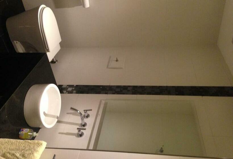 اتاق استاندارد, Blanro