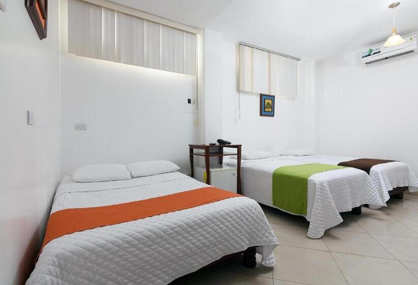 غرفة قياسية ثلاثية, De Alborada