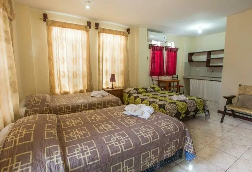 Standard Kolmen Hengen Huone, Galapagos Dreams