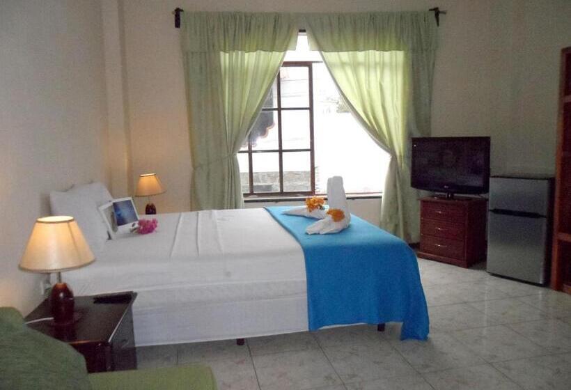 اتاق استاندارد یک نفره, Galapagos Dreams