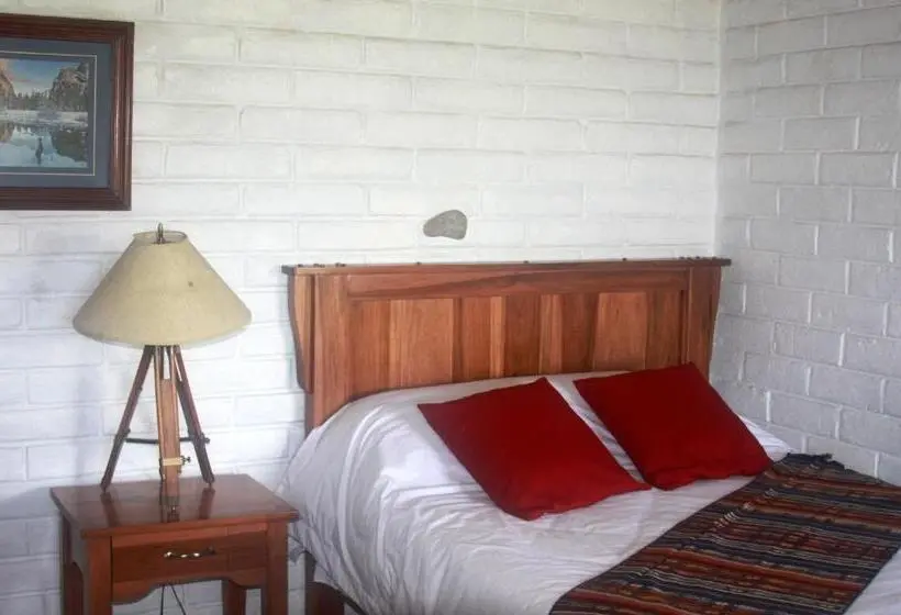 اتاق استاندارد سه نفره, Hosteria Cananvalle
