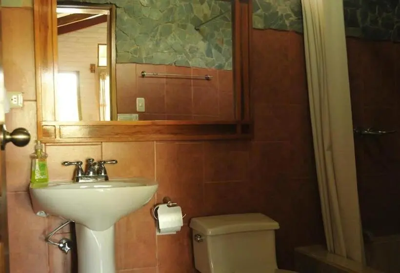 اتاق استاندارد چهار تخته, Hosteria Cananvalle