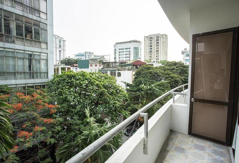 اتاق لوکس, My Lan Hanoi