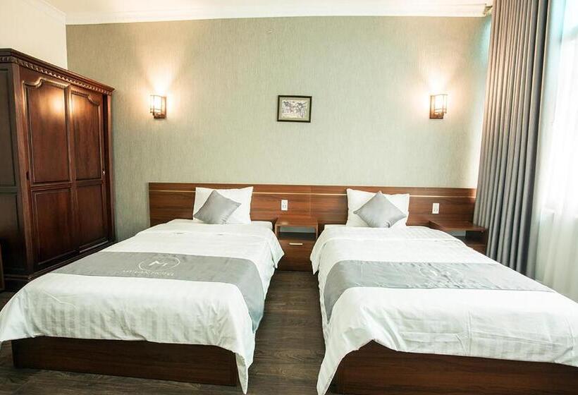 اتاق سوپریور با چشم‌انداز شهر, My Lan Hanoi