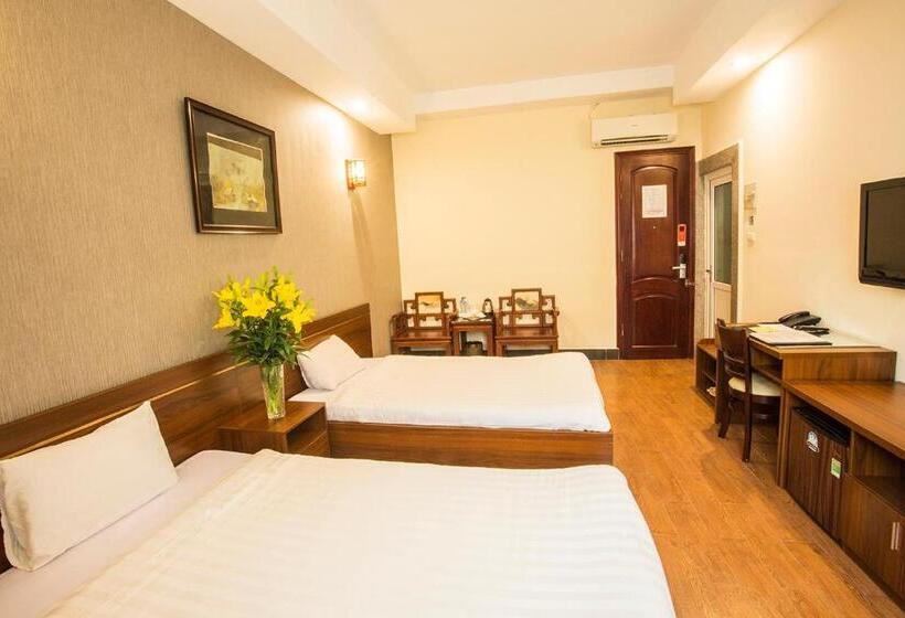 اتاق لوکس, My Lan Hanoi