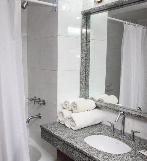 スーペリアールーム, Neptuno