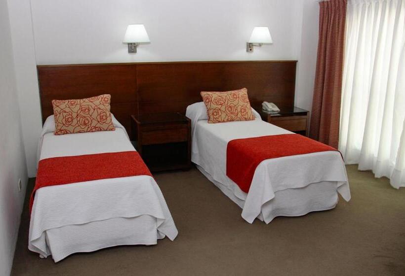 スーペリアールーム, Neptuno