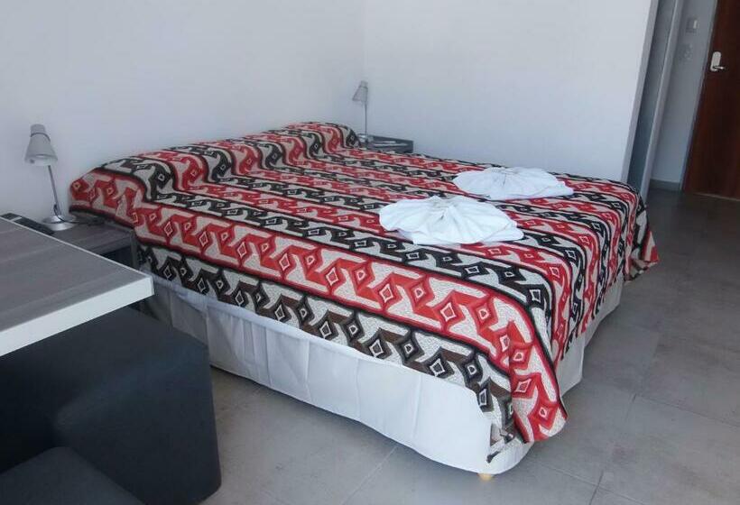 غرفة ديلوكس, Pinar Del Lago