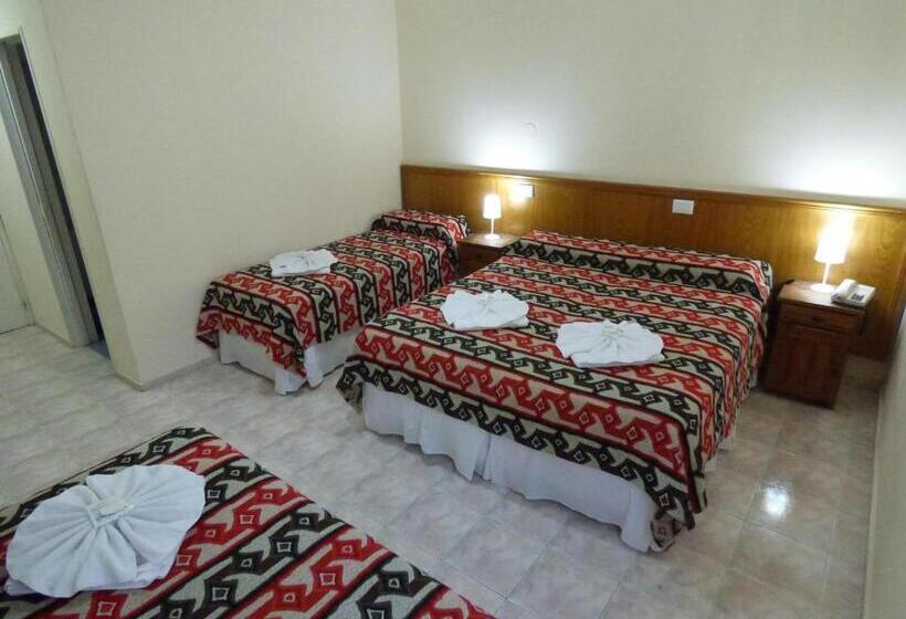 スタンダード4人部屋, Pinar Del Lago