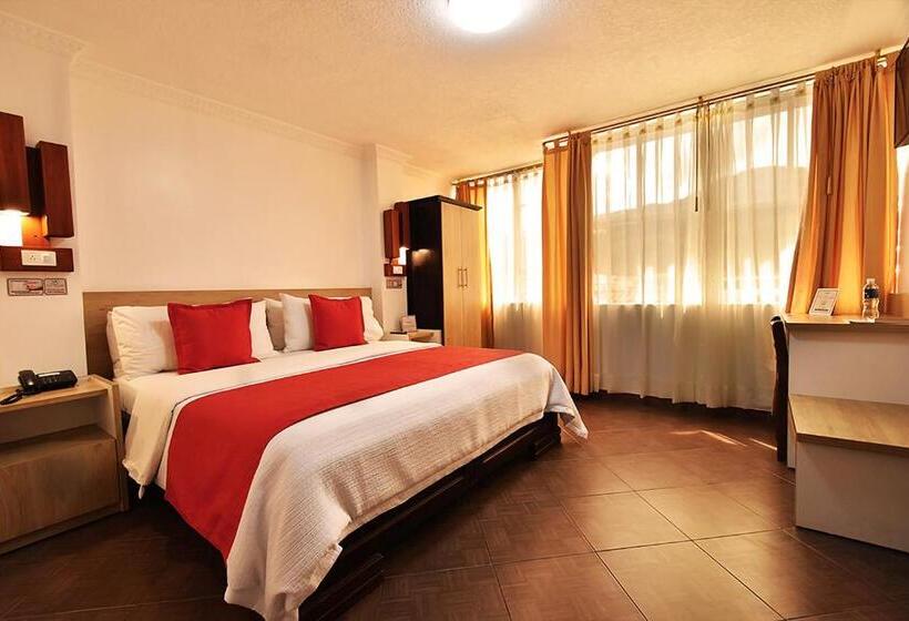 수피리어 룸, Plaza Victoria