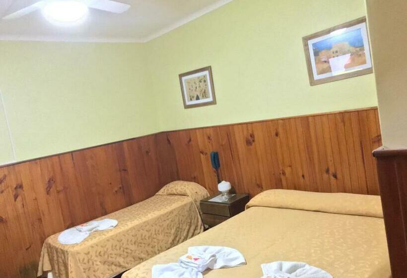 Klassisches 4-Bett-Zimmer, San Roque