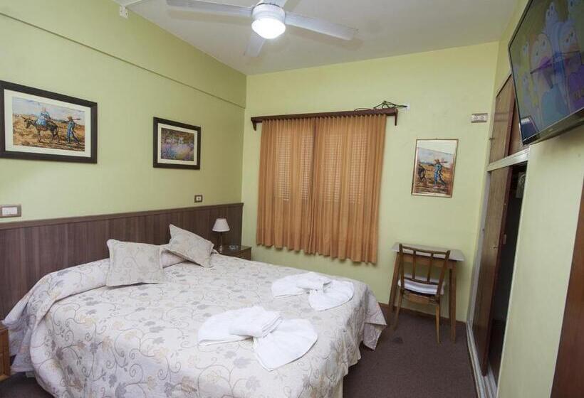 Superior-Zimmer, San Roque