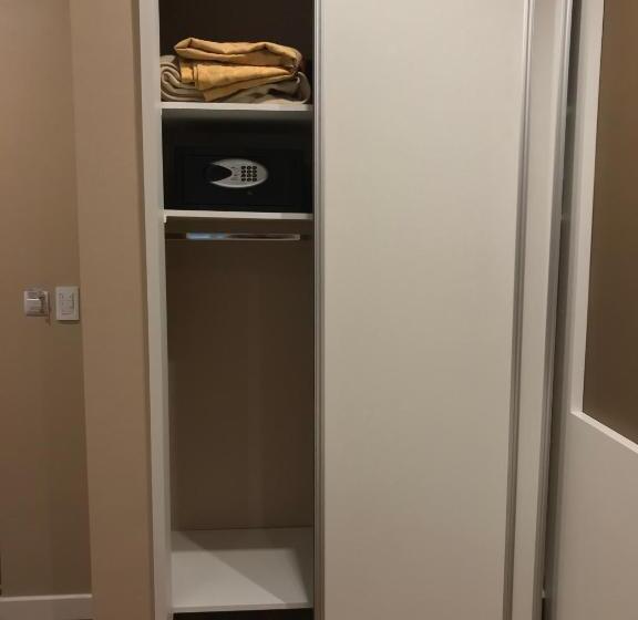 3 Bett Deluxe Zimmer, San Roque