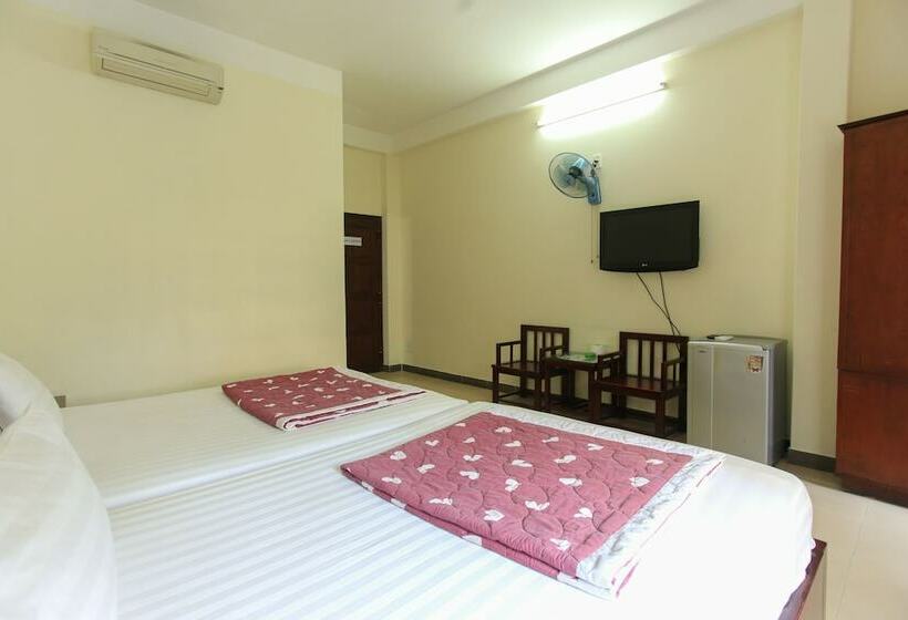 اتاق لوکس, Tay Hai 2