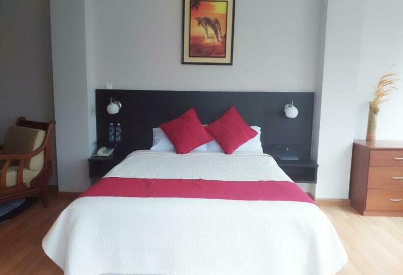 سوئیت کلاسیک, Versailles