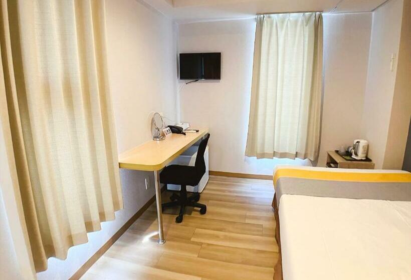 غرفة قياسية, Victoria