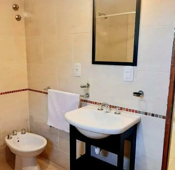 تختخواب در اتاق مشترک, Matices Hostel Terminal
