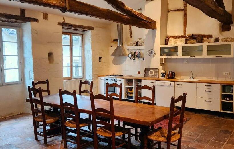 家庭间, La Pelisserie, Chambre D Hotes