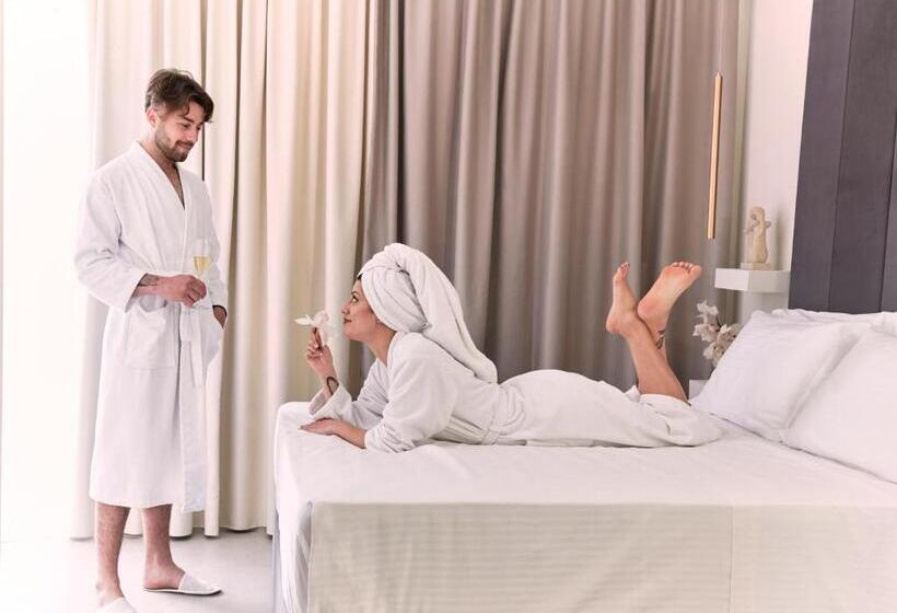 סוויטה, Atlas Suites